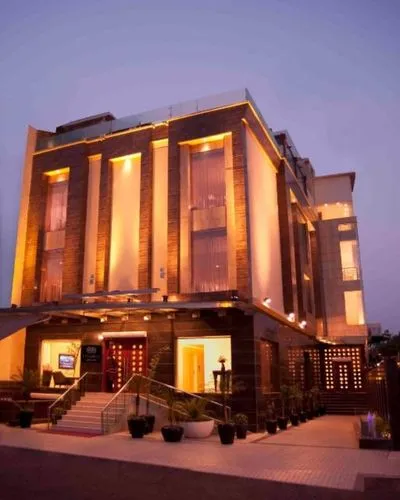 Escorts Near Eternity Hotel New Delhi