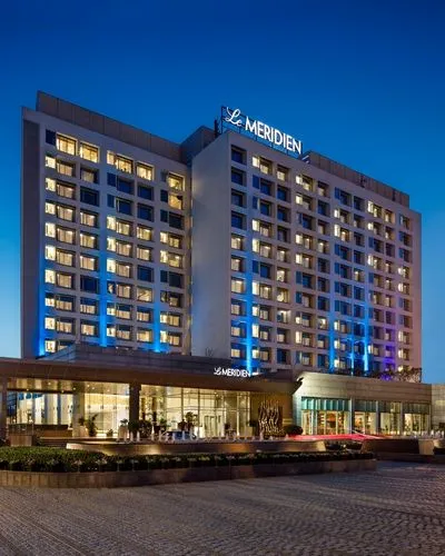 Escorts Near Le Meridien Hotel Gurgaon
